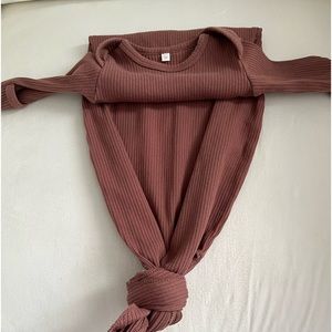 Quincy Mae ribbed knotted sleeper gown